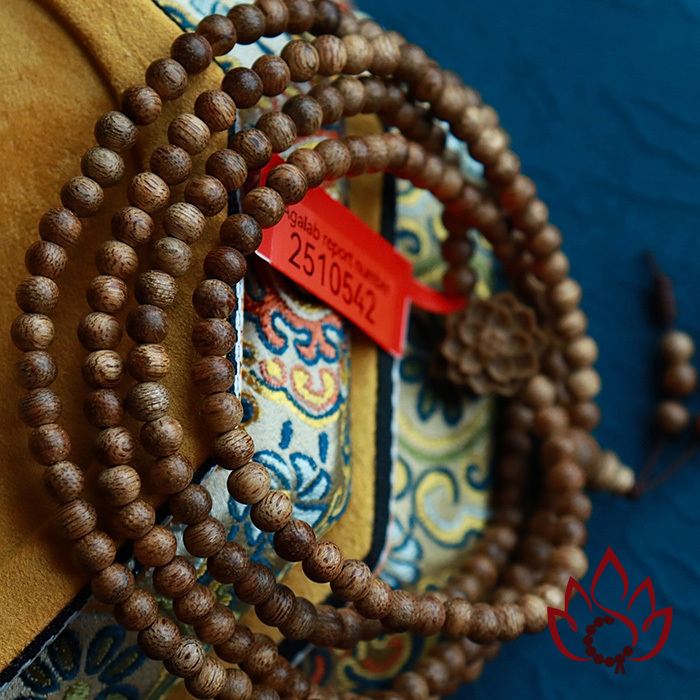 Vòng Trầm Hương 216 Hạt | 4 Ly | Trầm Tốc Kiến Tự Nhiên Lâu Năm